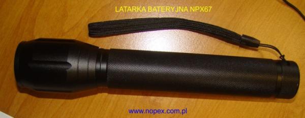 Latarka bateryjna 700 lm